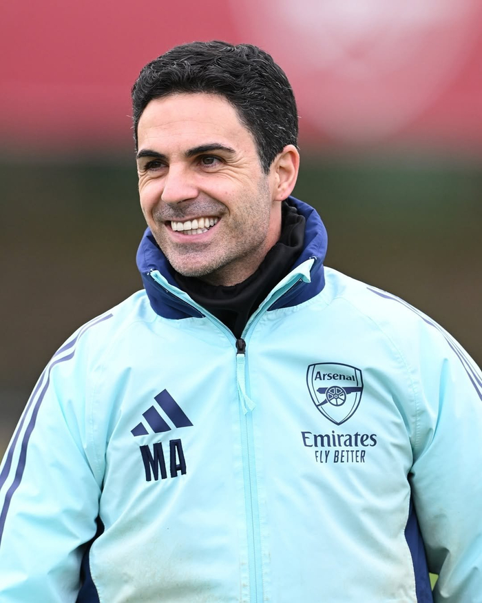 基德：只要安东尼·戴维斯穿上球衣出场，我们就有机会赢球