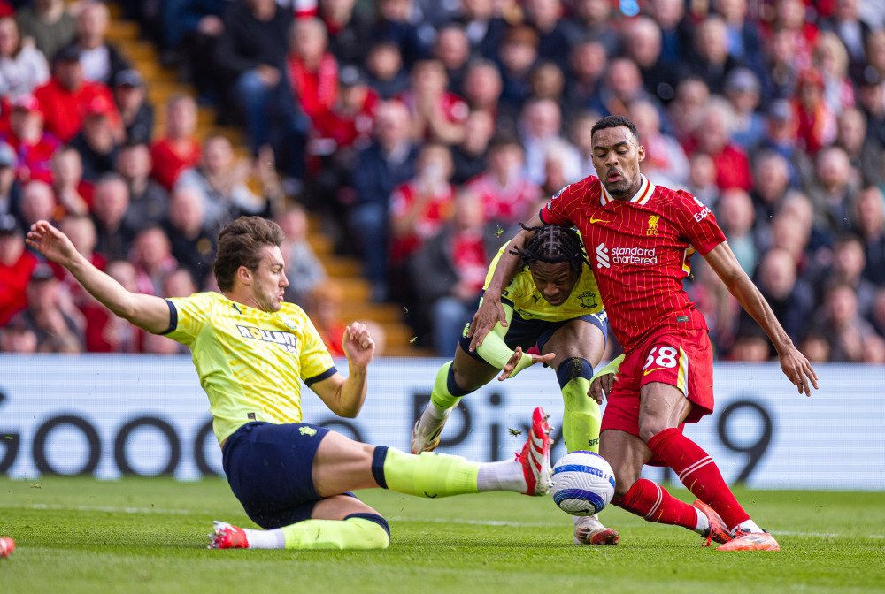 都体：弗拉霍维奇遭遇左腿拉伤，预计将缺阵至今年年底