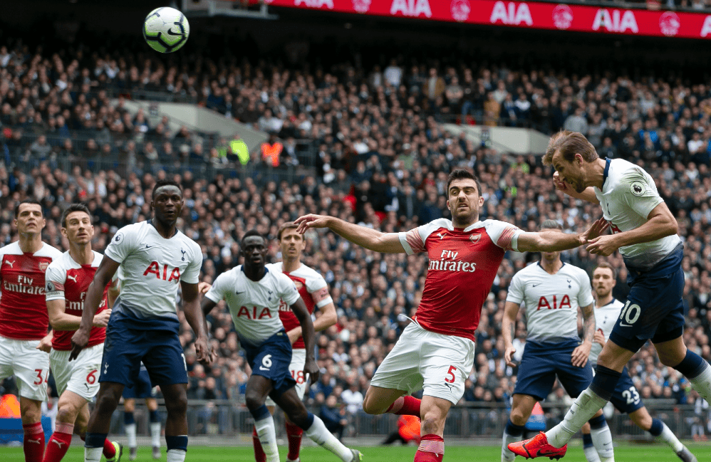 足球中超本轮进球大爆发，单轮轰入32球（中超本轮火力全开，单轮斩获32球）