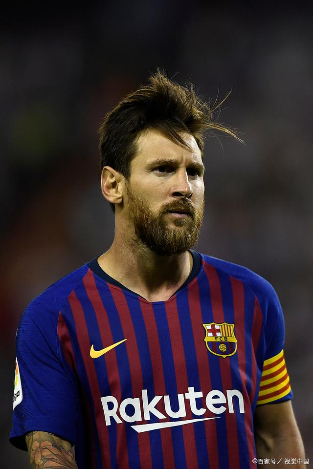 支持儿子，弗格森去看了其儿子达伦执教的彼得堡联的比赛