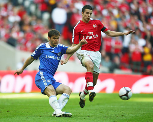 博涅克：莱万去米兰可能性不大，希望他去美国或中东赚钱（博涅克：莱万加盟米兰希望渺茫，更看好他赴美或中东淘金）