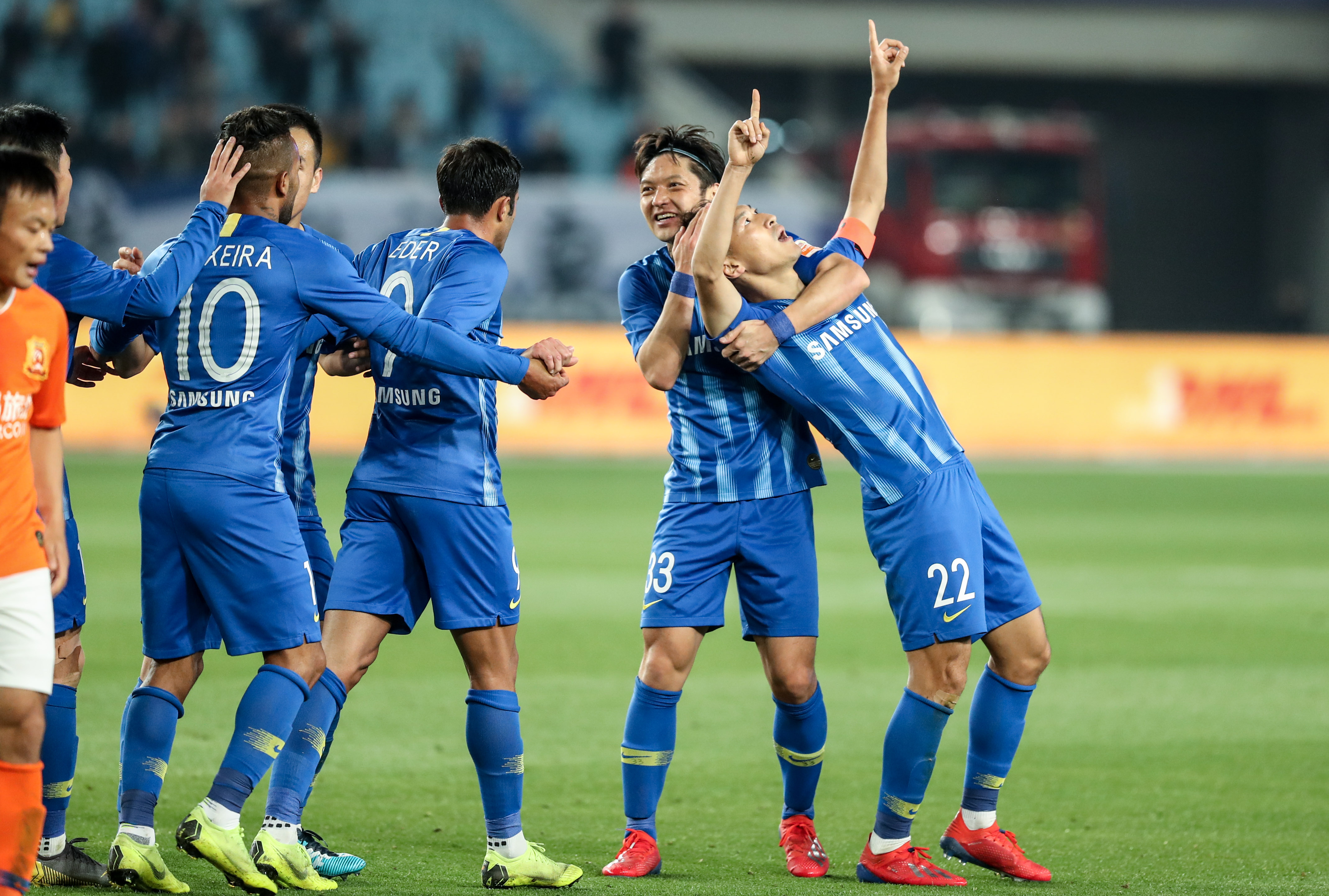 国际米兰全巴西最佳阵容发布！马克斯维尔 胡安落选！能否打穿意甲（国际米兰公布全巴西最佳阵容：马克斯维尔、胡安落选，能否横扫意甲？）