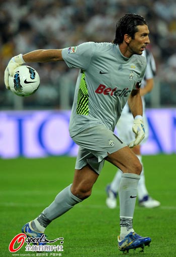 NBA球员数据榜：东契奇得分领先,