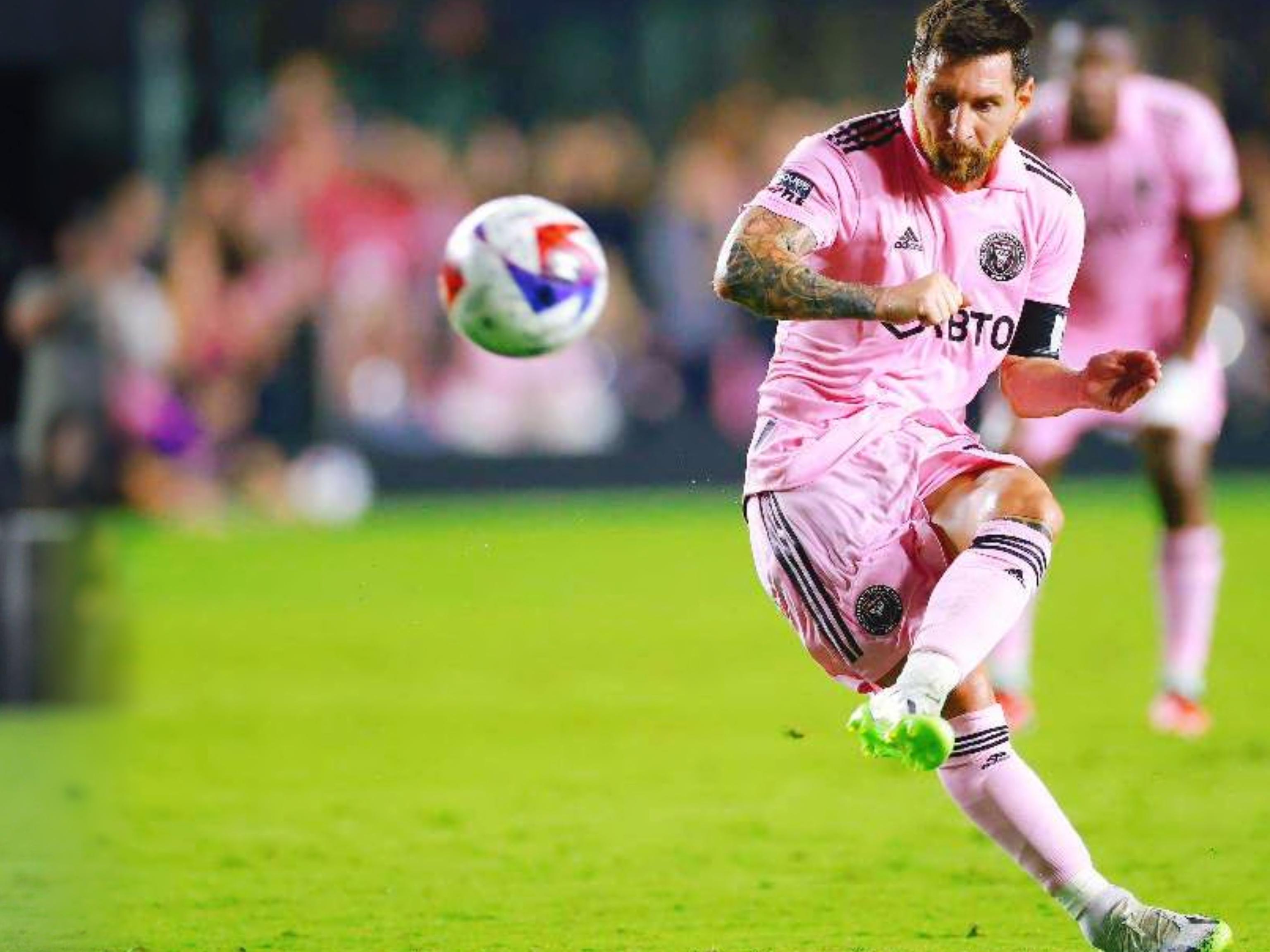 德甲战报：安塞尔米诺、阿德耶米建功，多特2-1勒沃库森（德甲赛况：安塞尔米诺与阿德耶米破门，多特2-1力克勒沃库森）