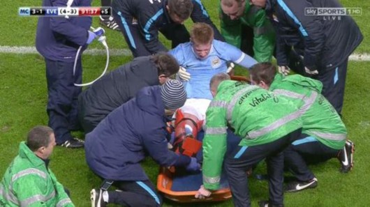 曼联客场4-1胜狼队，B费2射1传，取得3轮不败，积分追平切尔西，排名升至第六。