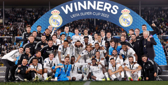 下半场还有机会吗？杨瀚森半场2中0得0分4犯规